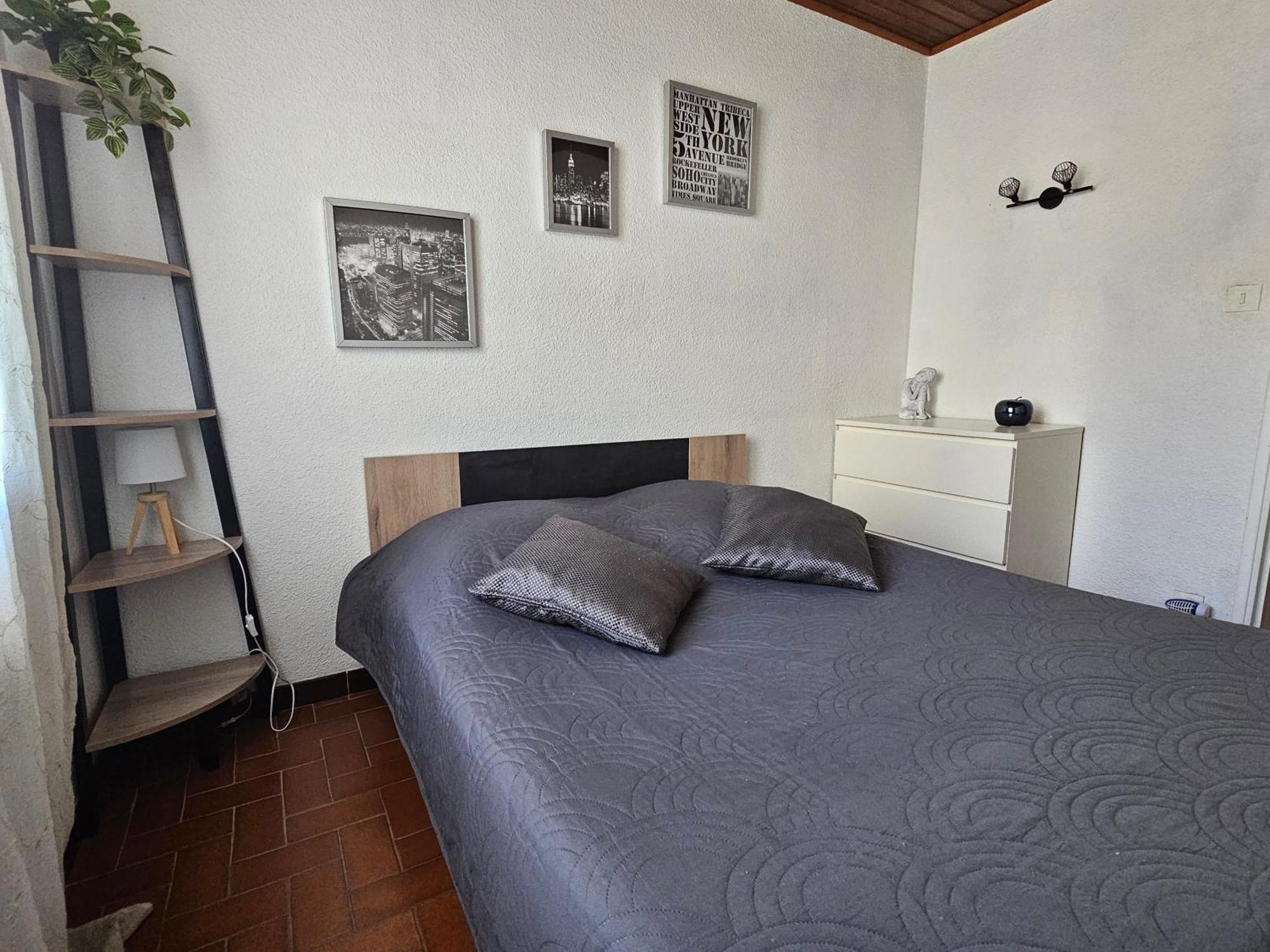Location Saisonniere Apartment Coursan Екстериор снимка